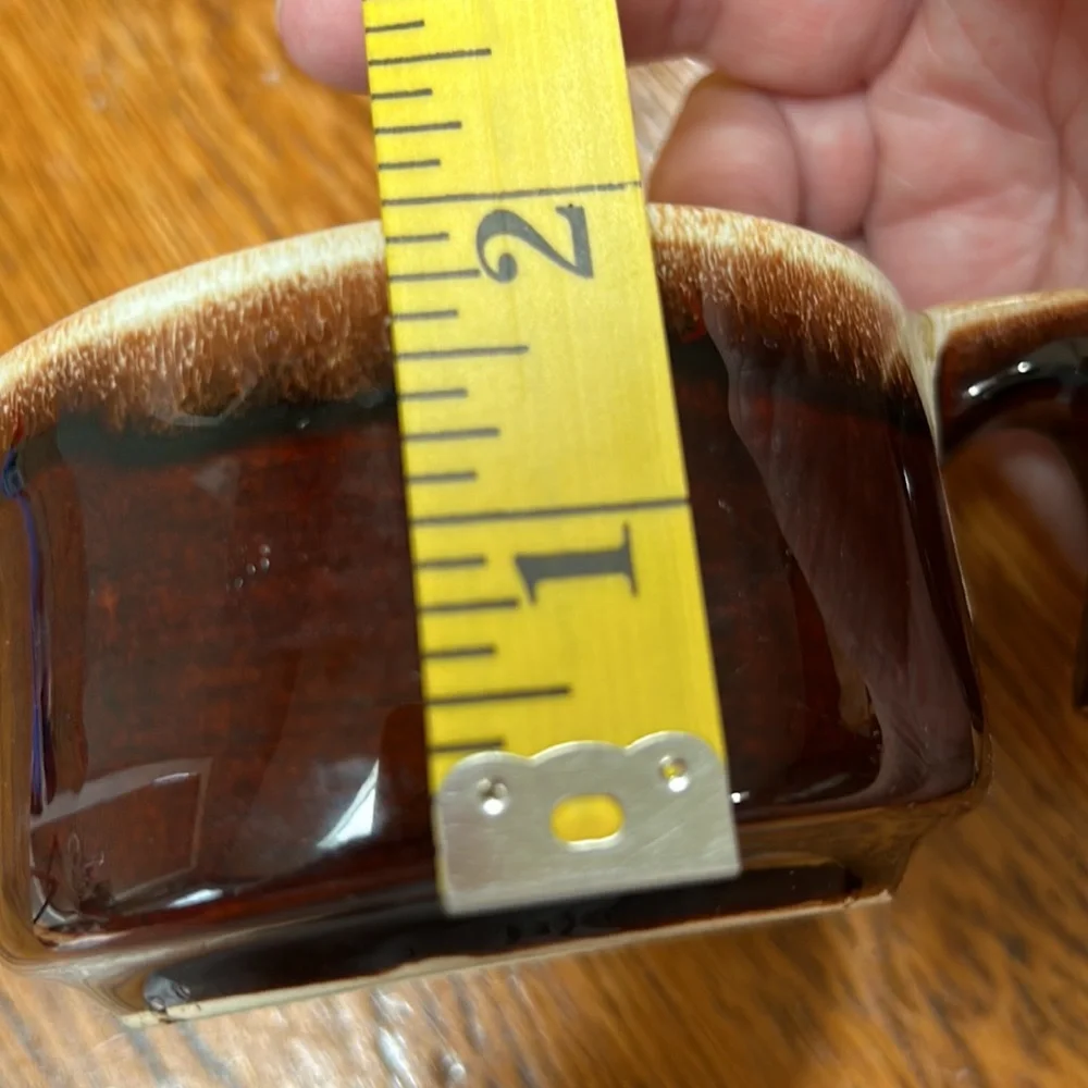 Pfaltzgraff vintage brown/cream drip 1960’s creamer. No chips or cracks.